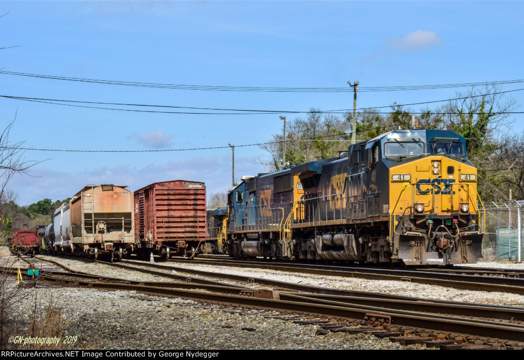 CSX 41 sitting at the Yard